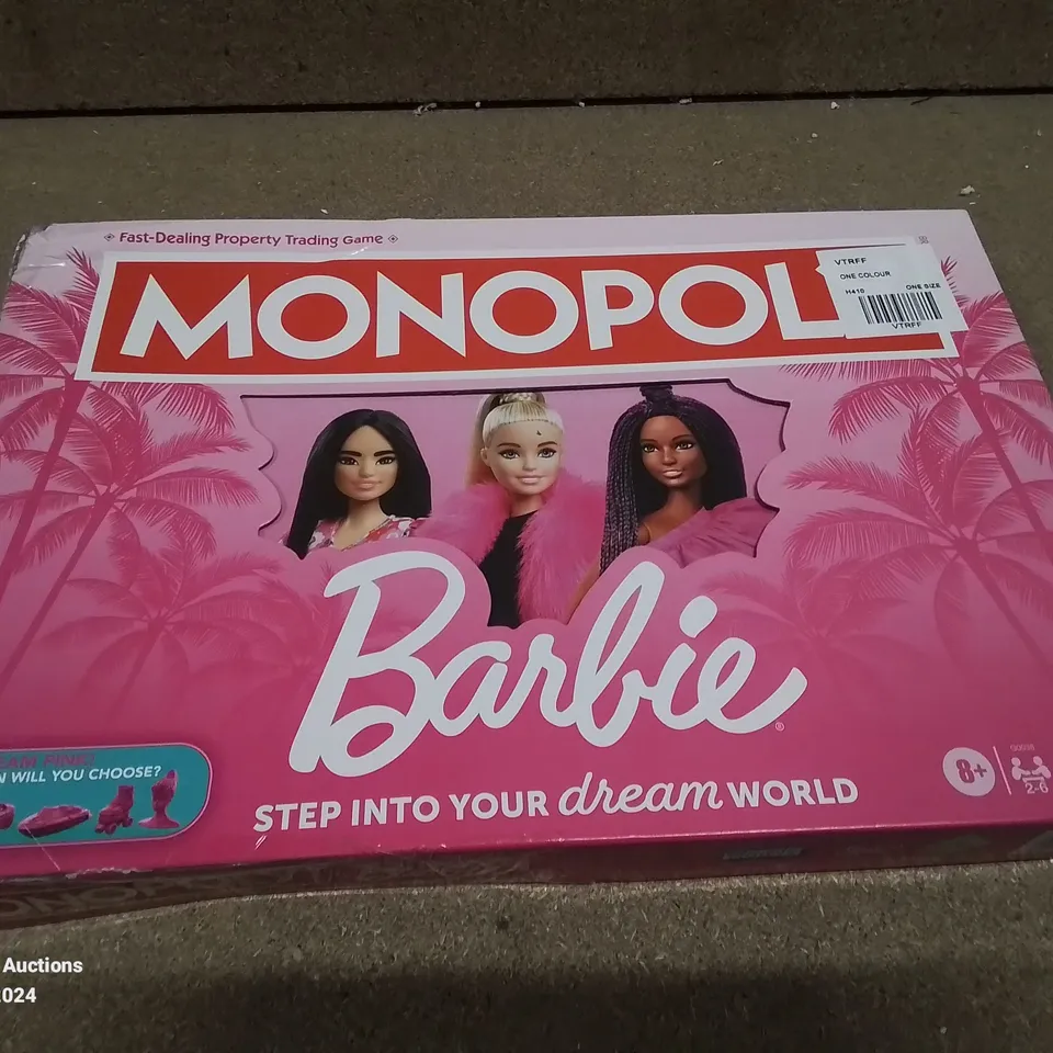 BOXED MONOPOLY BARBIE BOARD GAME  RRP £29.99