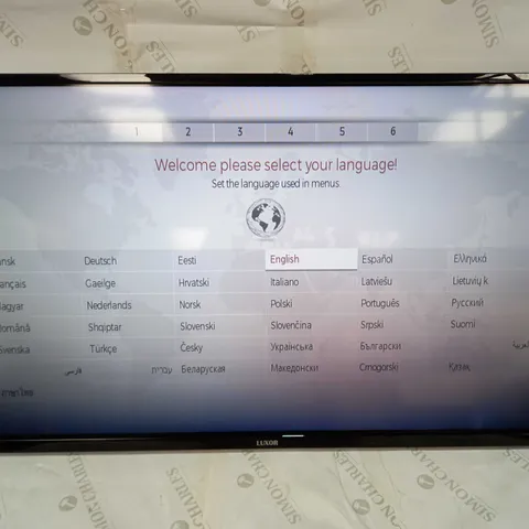 LUXOR 40 INCH FULL HD 1080P LED SMART TV (LUX0140006/01)