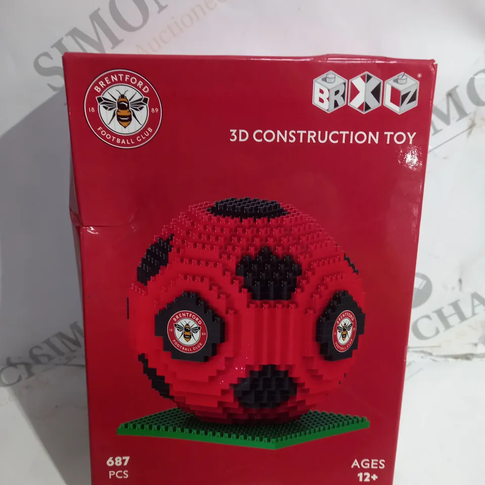 BOXED BRENTFORD FOOTBALL CLUB 3D CONSTRUCTION TOY