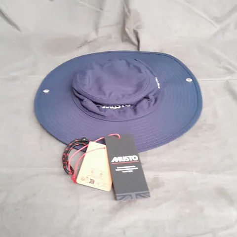 MUSTO EVO FASTDRY BRIMMED HAT IN TRUE NAVY SIZE M