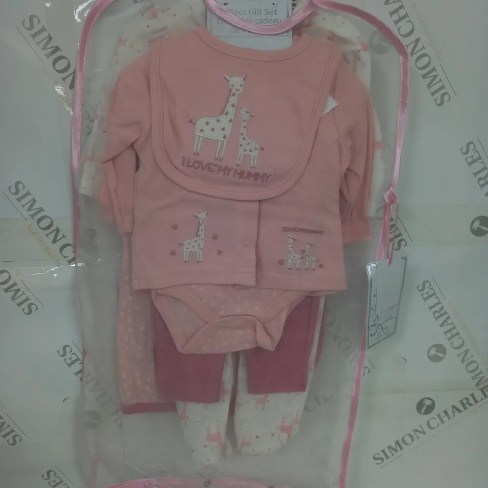 STERLING BABY 7 PIECE GIFT SET SIZE 3 MONTHS