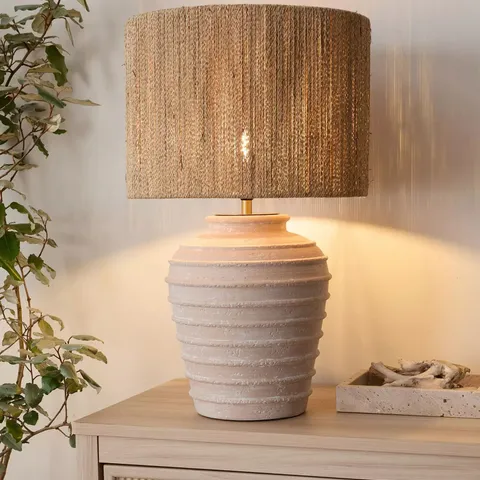 MK RIBBED CERAMIC URN TABLE LAMP