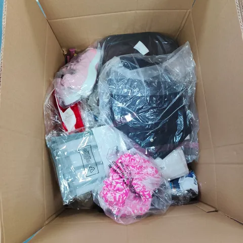 BOX OF APPROXIMATELY 20 ASSORTED ITEMS TO INCLUDE: ARCTIC STORM FLEECE