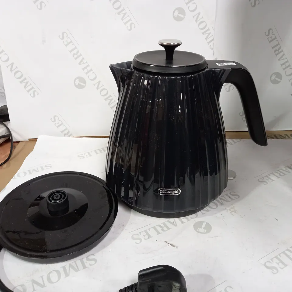 DELONGHI BALLERINA ELECTRIC KETTLE 