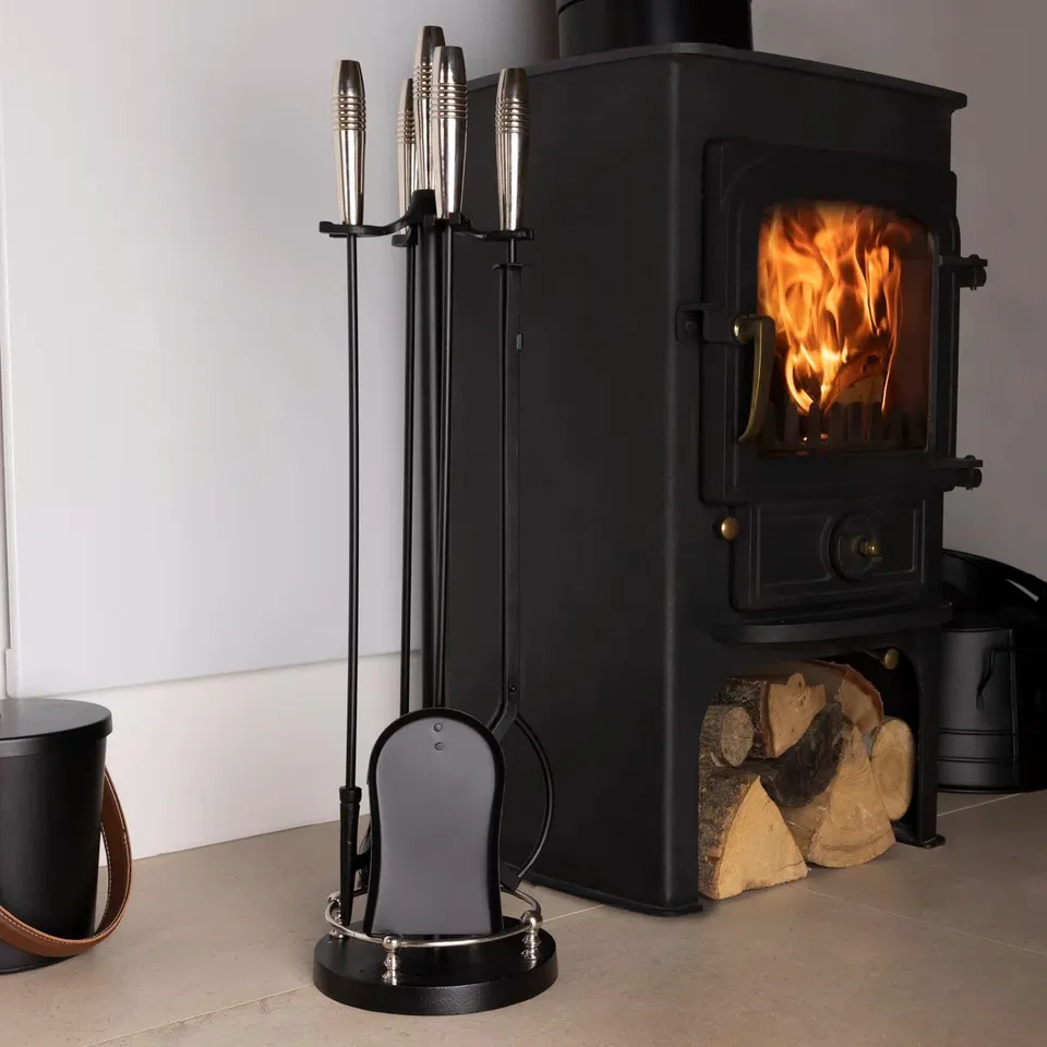 BOXED AMIE-LEE 5 PIECE IRON FIREPLACE TOOL SET