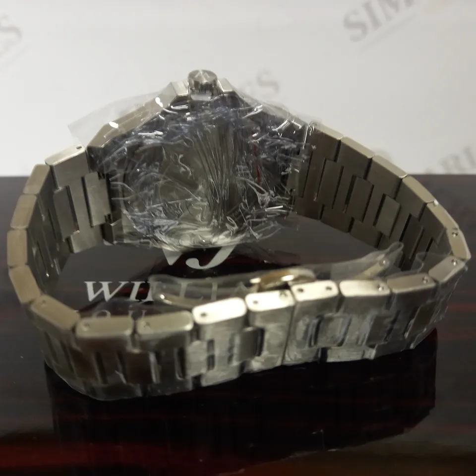 WILLIAM JOURDAIN DETAIL BEZEL TRIPLE DIAL BLUE-GREY FACE BRACELET STRAP WATCH