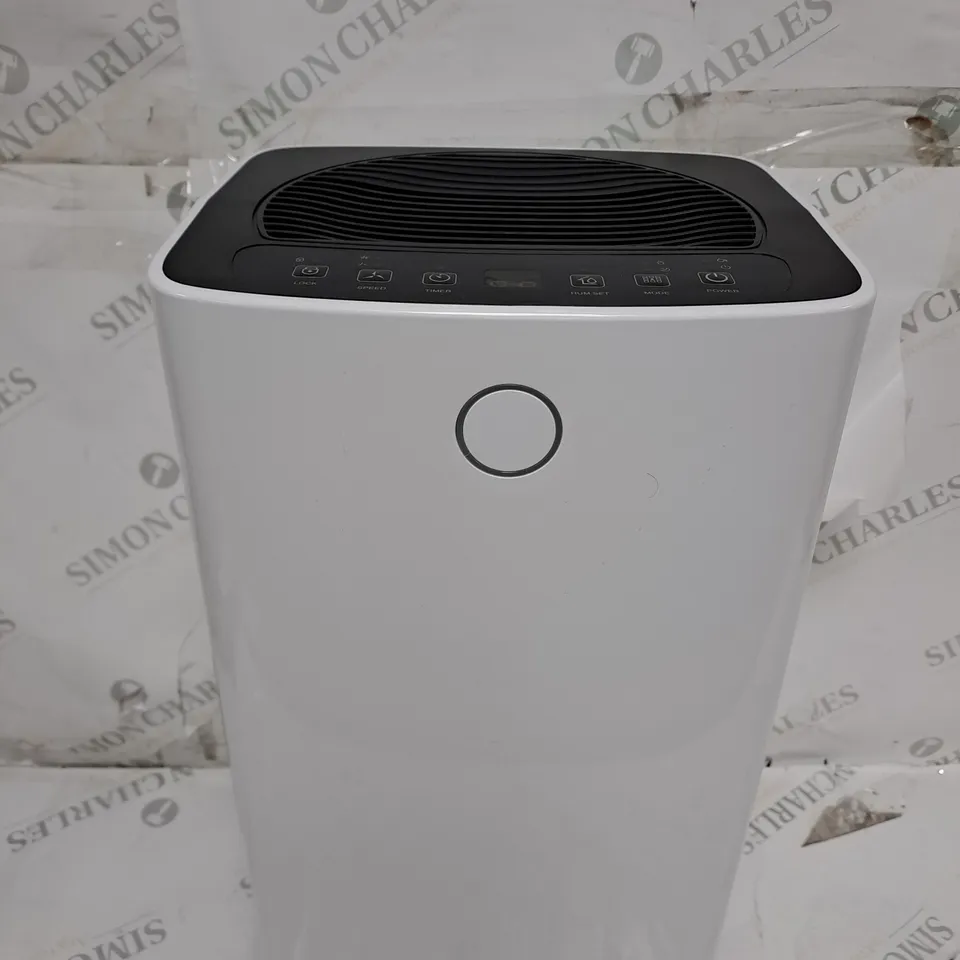 OUTLET 12L DEHUMIDIFIER WITH 2L WATER TANK AND TIMER