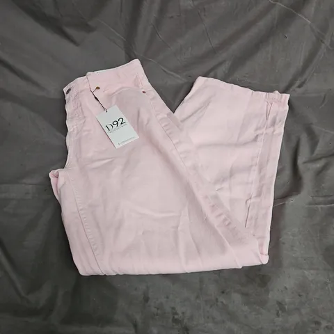 STRADIVARIUS D92 STRAIGHT WDE JEANS IN PINK SIZE 14