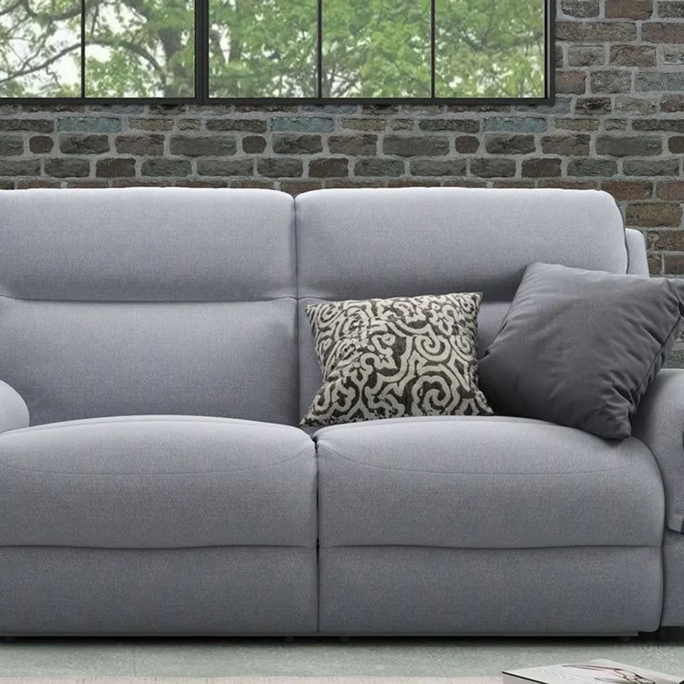 BOXED DESIGNER EXPRESSIONS MANUAL RECLINING THREE SEATER SOFA LIGHT GREY FABRIC 