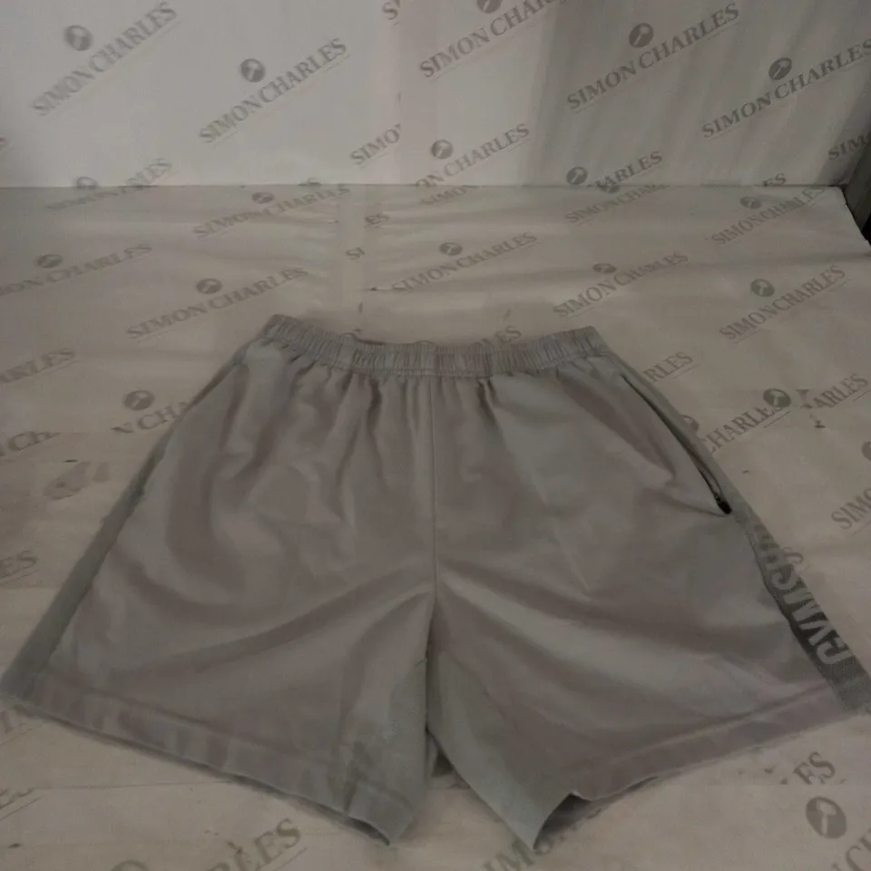 MEDIUM GREY GYMSHARK SHORTS 