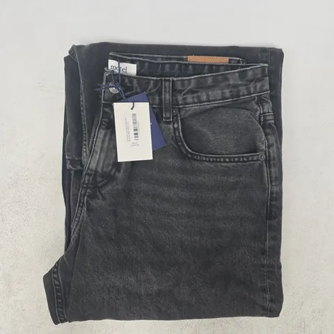 HOTEL ROOMY LOW RISE JEANS IN WASHED BLACK GREY SIZE 32/30