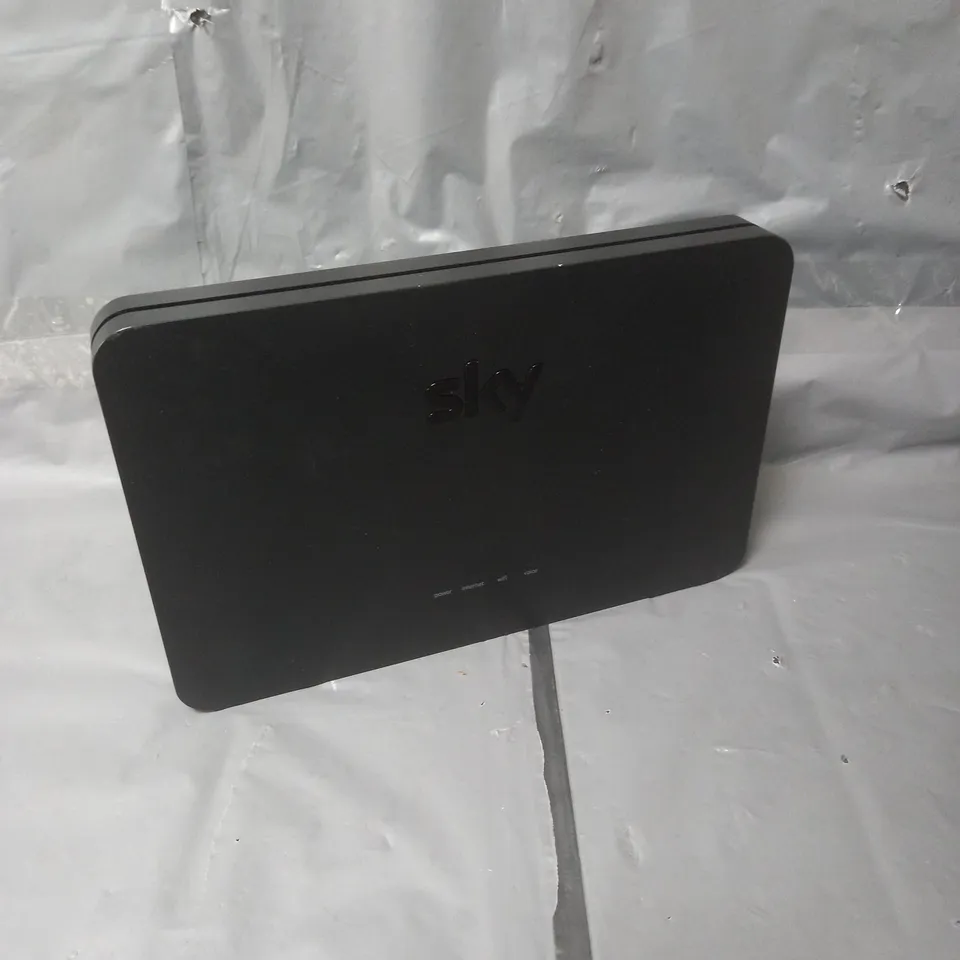 SKY SR203 WIFI ROUTER 