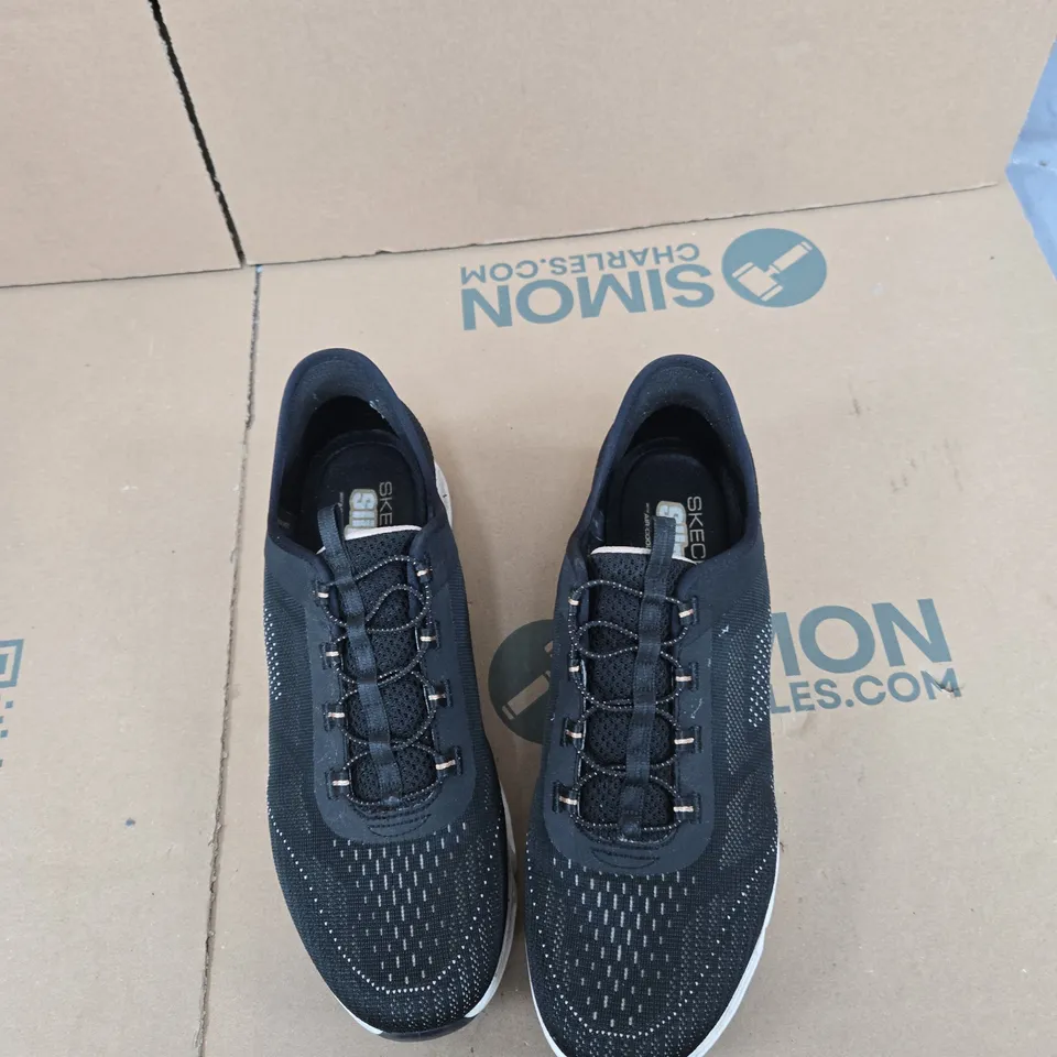 SKECHERS SLIP-INS KNIT TRAINERS – MEN'S, UK 7 (US 10), BLACK