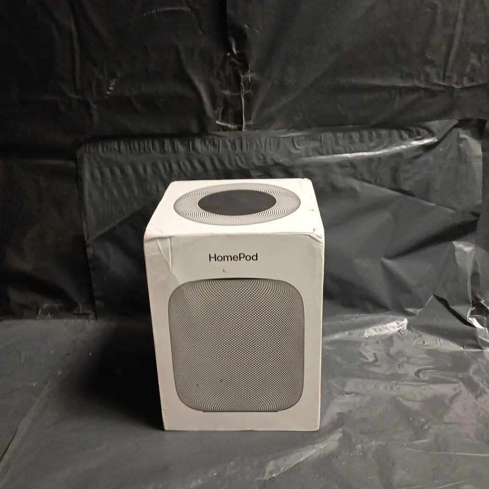 APPLE HOMEPOD SMART SPEAKER – WHITE, BOXED