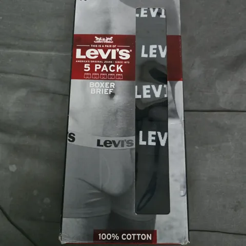 BOXED LEVIS 5 PACK OF BOXER BRIEFS IN BLACK - LARGE