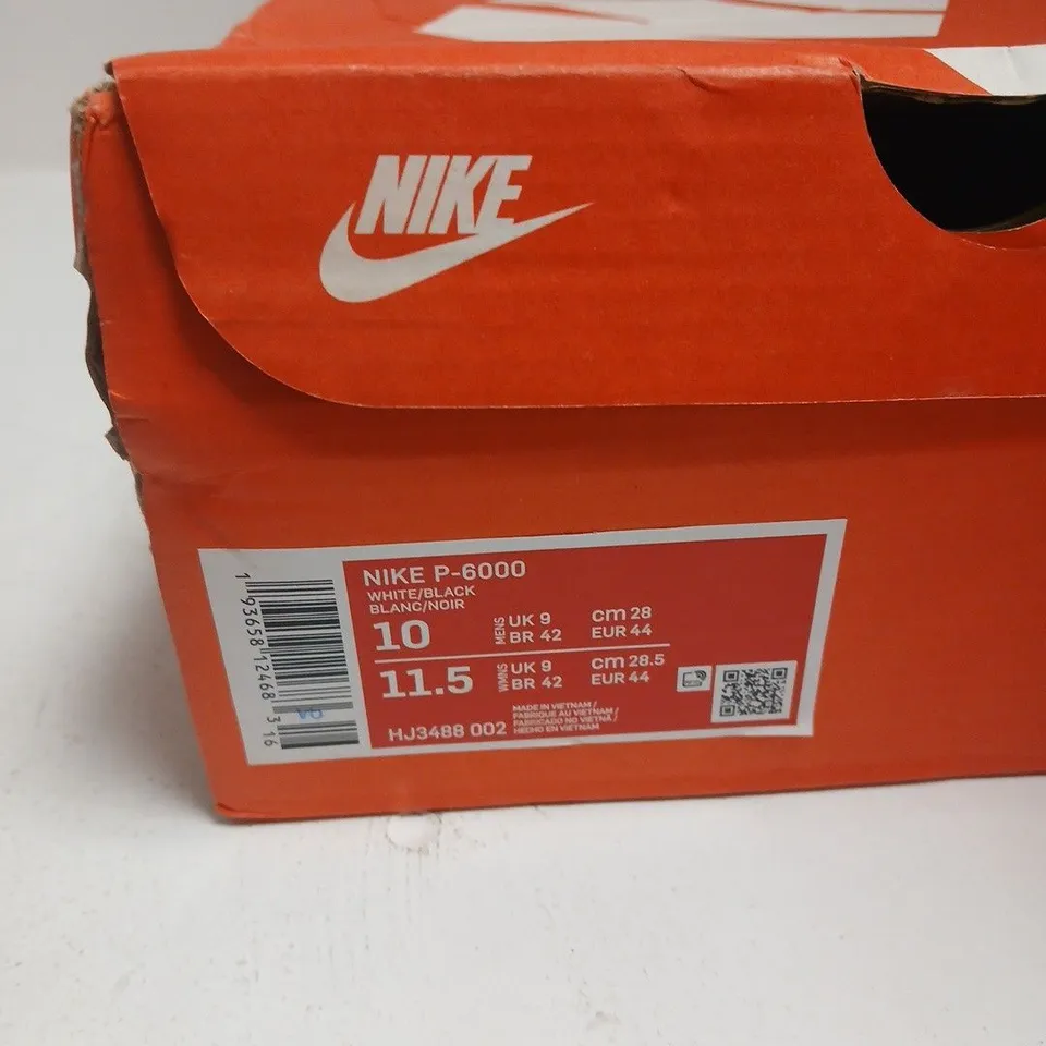 NIKE P-6000 TRAINERS – WHITE/BLACK, UK 9