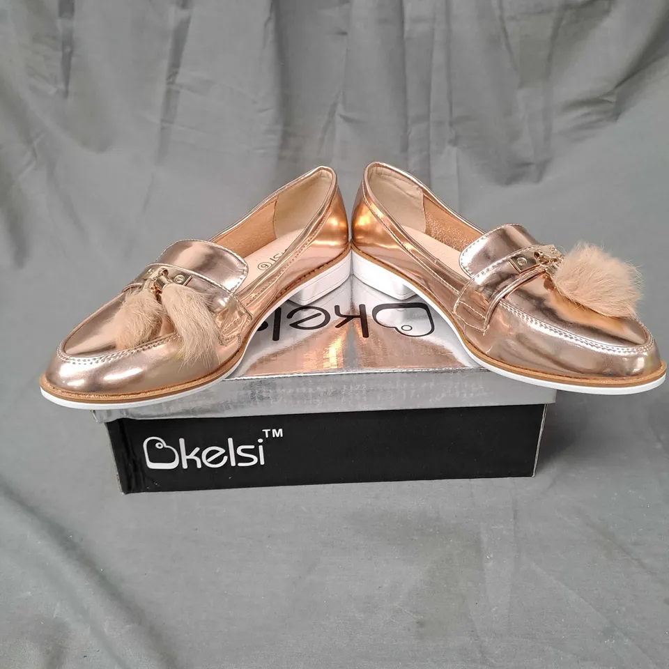 BOX OF APPROXIMATELY 10 PAIRS OF KELSI LOAFER SHOES IN ASSORTED COLOURS - VARIOUS SIZES 