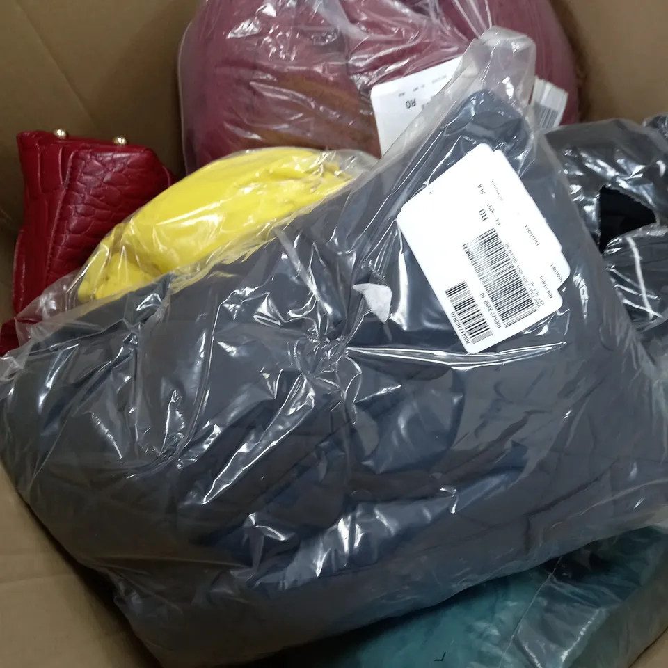 BOX OF APPROXIMATELY 10 ASSORTED CLOTHING ITEMS TO INCLUDE COAT, HANDBAG, TOPS ETC