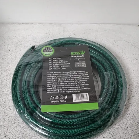 GARDEN HOSE WITH QUICK-CONNECT FITTINGS – GREEN, 1/2" TO 5/8"