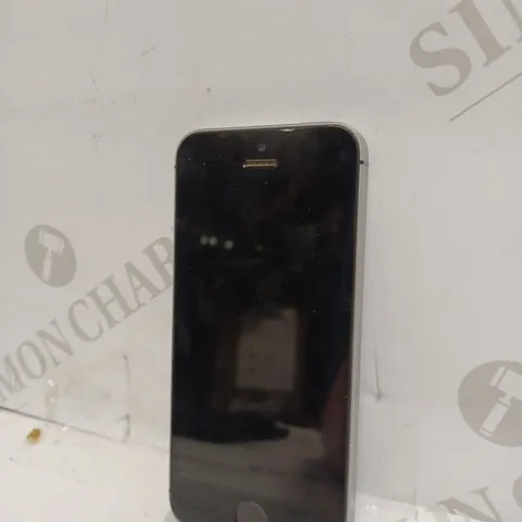 APPLE IPHONE SE SMARTPHONE 