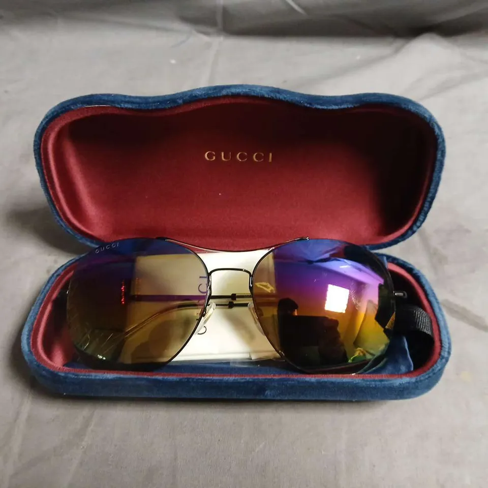 GUCCI AVIATOR SUNGLASSES WITH RAINBOW MIRRORED LENSES