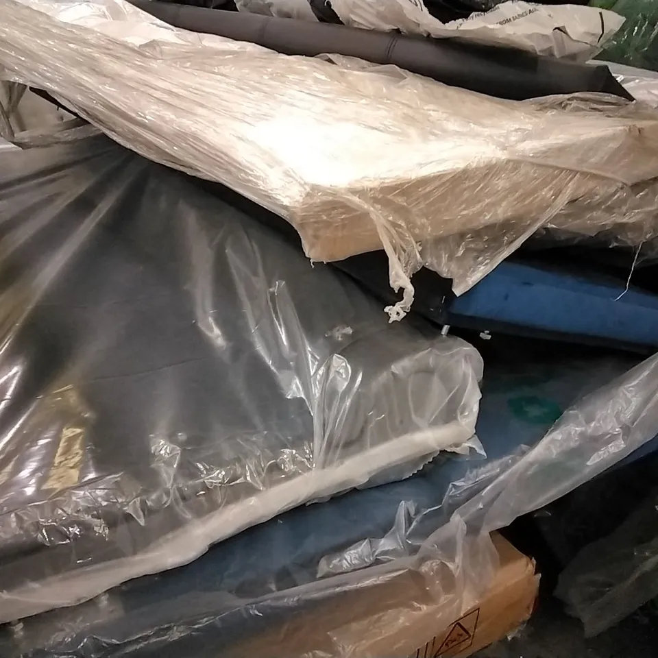 PALLET OF ASSORTED ITEMS INCLUDING, BLUE BED BASE , BENCH GARDEN CUSHION , GARDEN TARP , GREY BED PARTS 