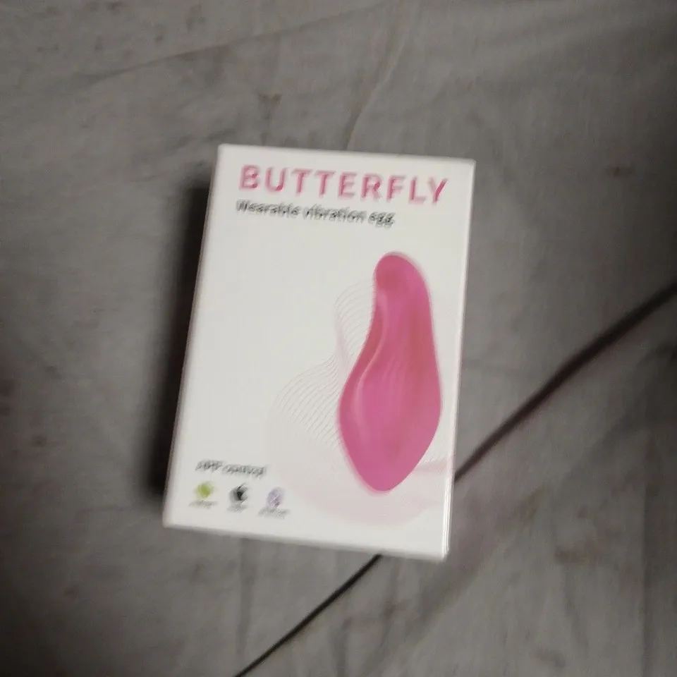 APPROXIMATLY 4 X BUTTERFLY WEARABLE VIBRATION EGG - PINK BOXED