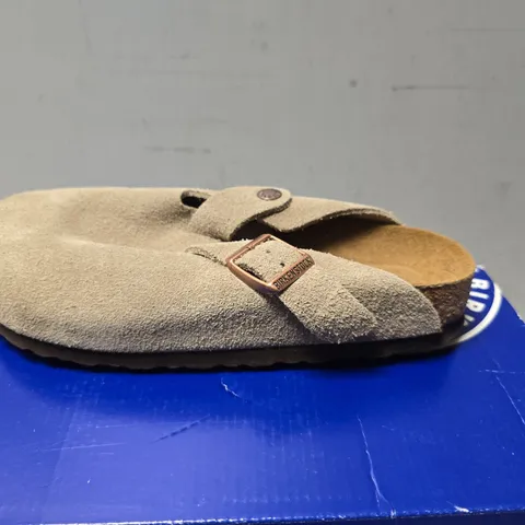 BOXED BIRKENSTOCK GREY SUEDE SIZE 37
