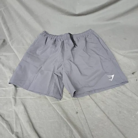 GYMSHARK ARRIVAL 7" SHORTS IN SILHOUETTE GREY SIZE M