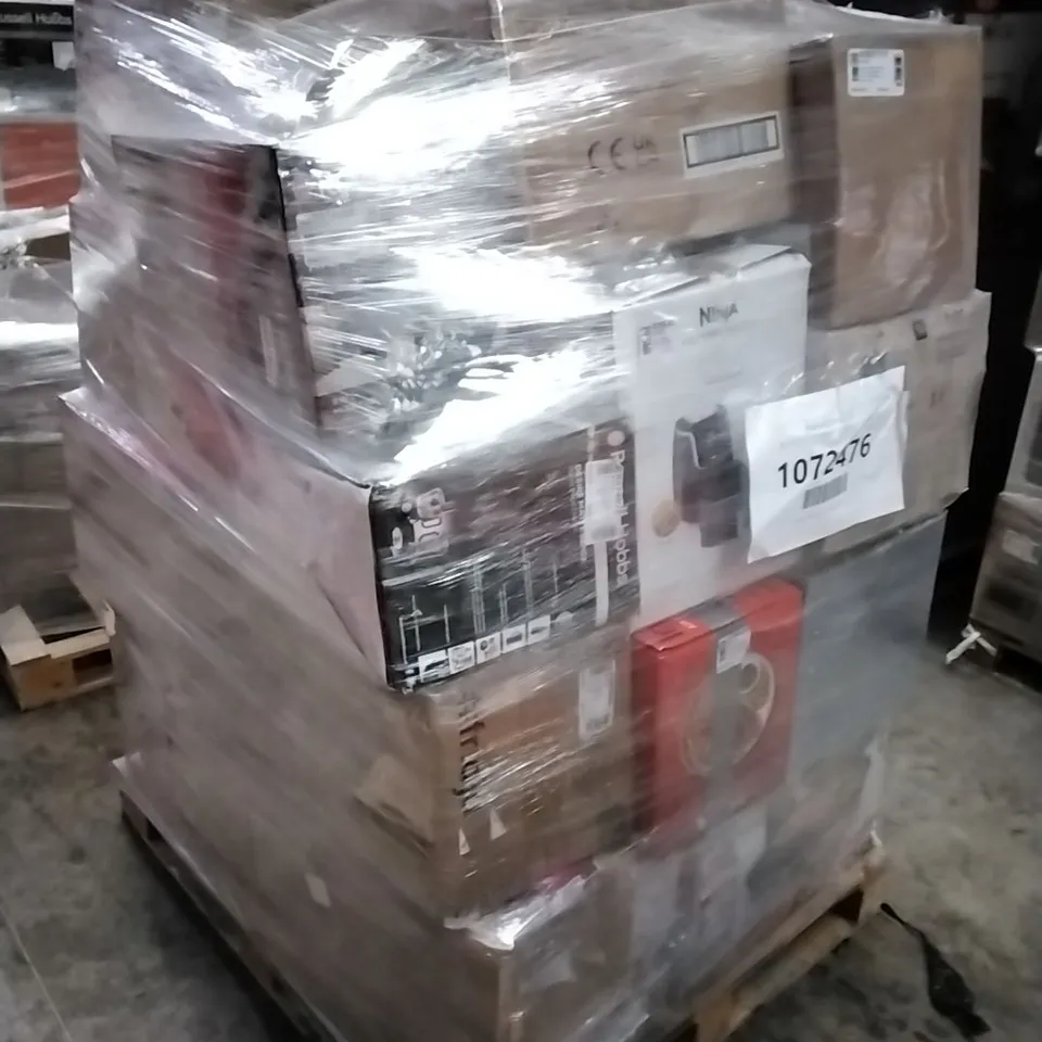 PALLET OF APPROXIMATELY 32 UNPROCESSED RAW RETURN HOUSEHOLD AND ELECTRICAL GOODS TO INCLUDE;
