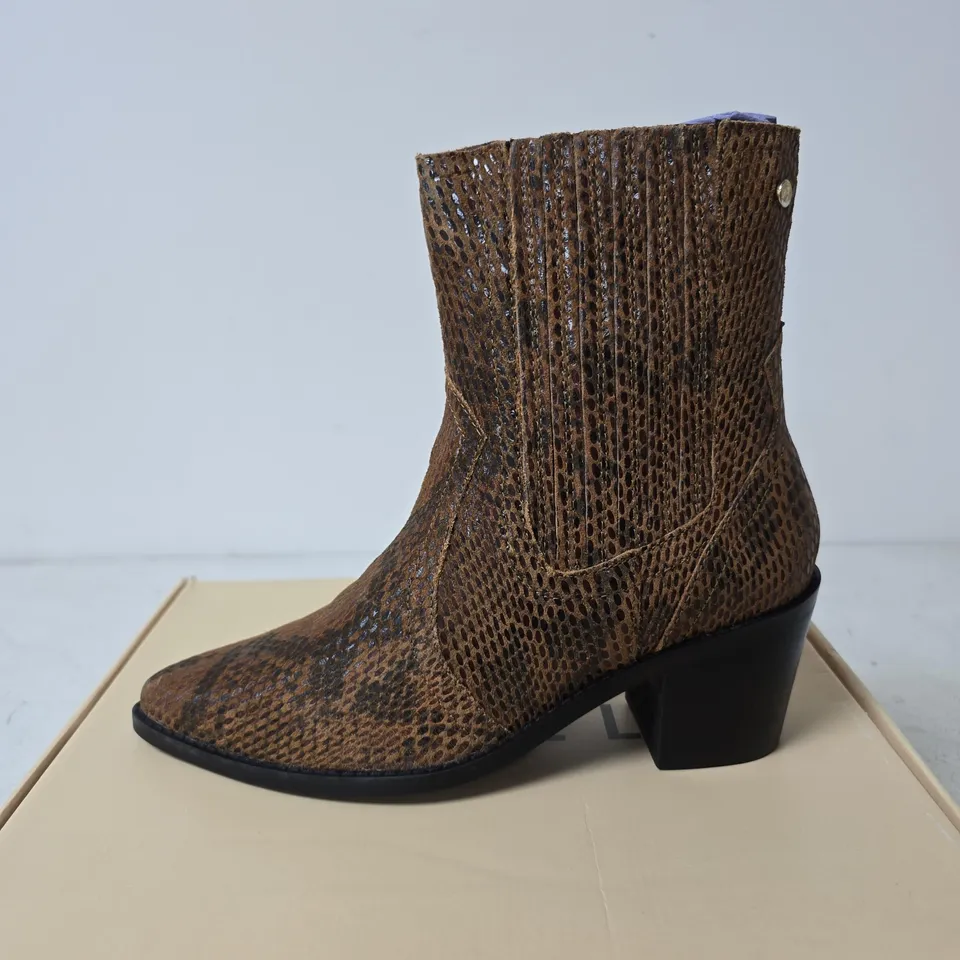 BOXED RAVEL LANGTON LEATHER BOOTS, TAN SNAKE - SIZE 6