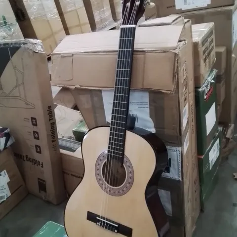 BOXED DAWOO ACOUSTIC GUITAR 