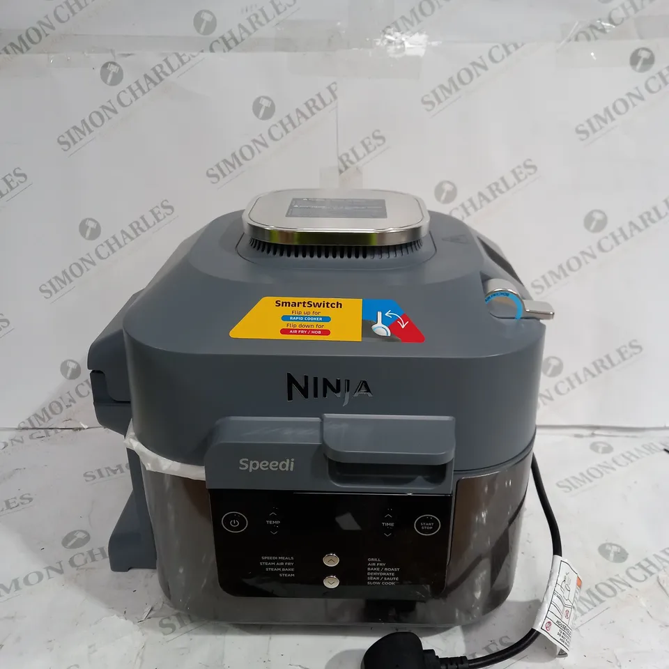 BOXED OUTLET NINJA SPEEDI 10 IN 1 5.7L RAPID-COOKER & AIR FRYER