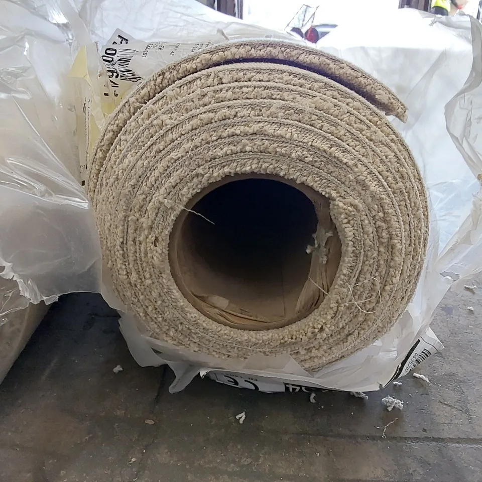 ROLL OF QUALITY PIONEER TRUSTING CARPET // APPROXIMATELY 4.1M LENGTH X 5M WIDTH 