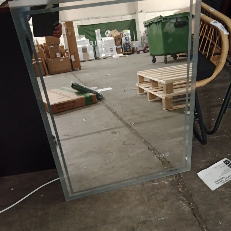BACKLIT LED BATHROOM VANITY MIRROR