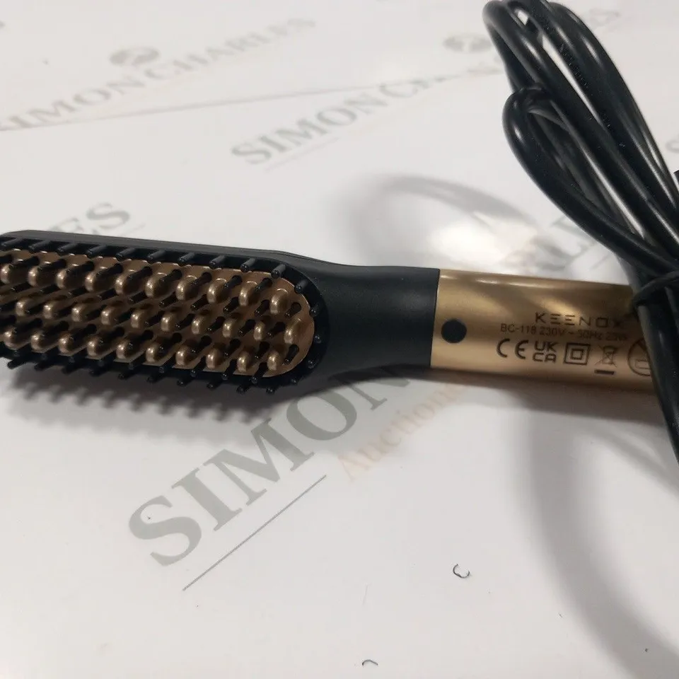 BOXED KEENOX HEATED BRUSH