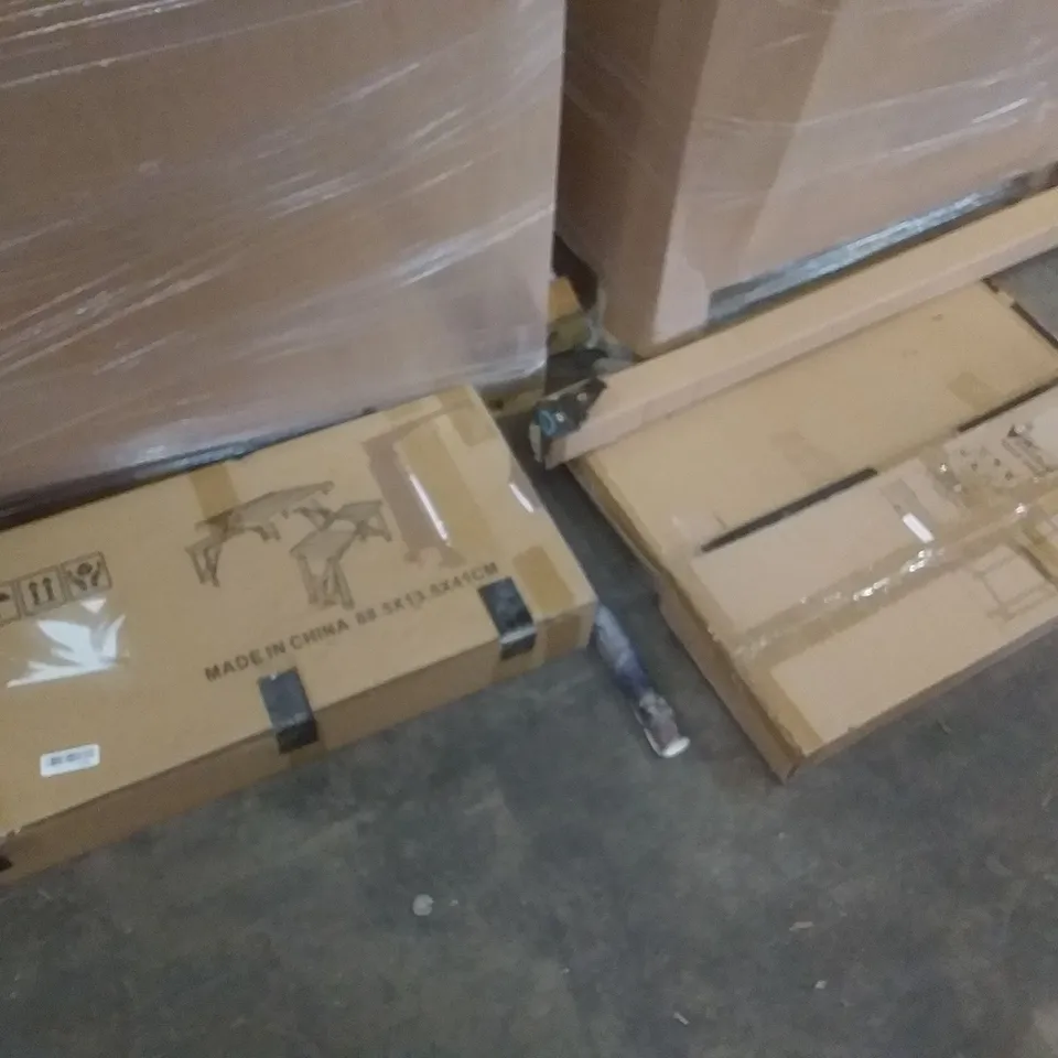 PALLET OF ASSORTED ITEMS INCLUDING AMZDEAL TOILET SHELF, DESK CHAIR, OFFICE CHAIR, GARDEN PICNIC TABLE, WDRAGON REDODECO 