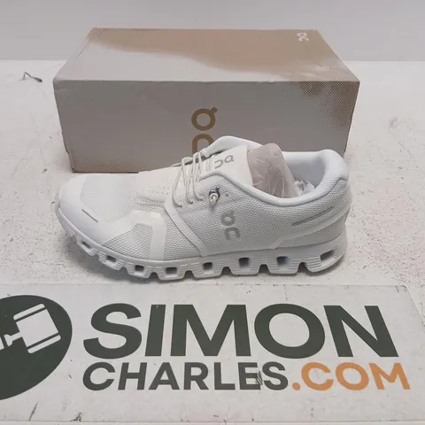 ON RUNNING CLOUD 5 SHOES – ALL WHITE, UK 5.5 (US 7.5) [BOXED]