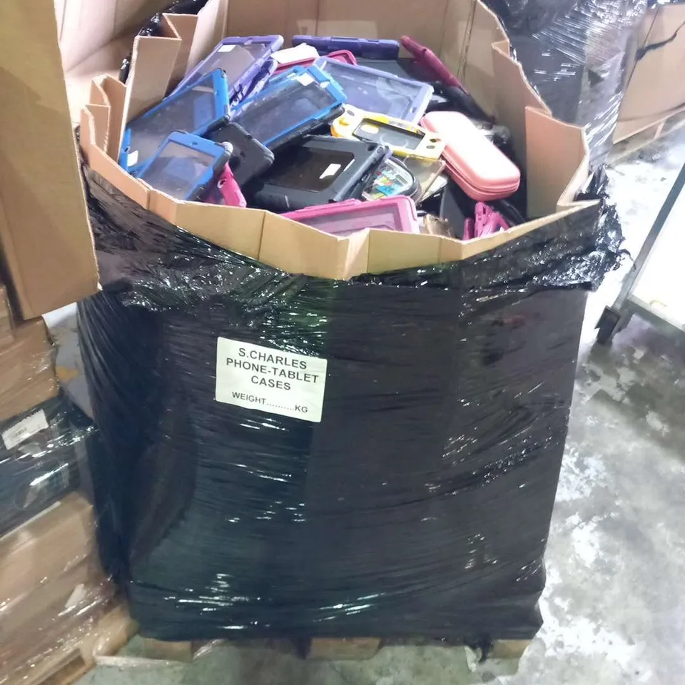 PALLET CONTAINING A LARGE QUANTITY OF ASSORTED ELECTRICAL CASES AND ACCESSORIES