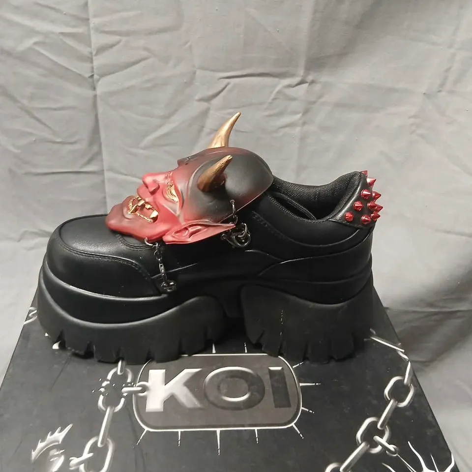 KOI SPAWN OF RAPTURE BLACK PLATFORM SHOES WITH HORNED DEMON MASK, UK 4