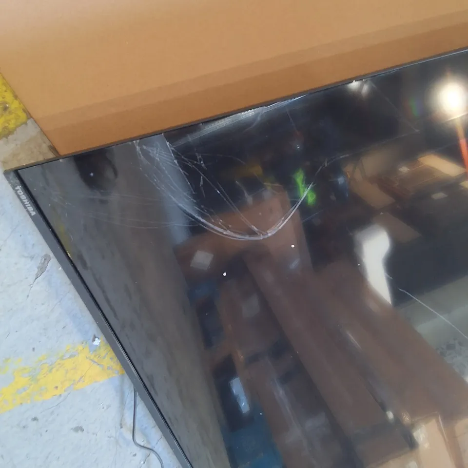 TOSHIBA LCD COLOUR TV 43" 43UV1563DB