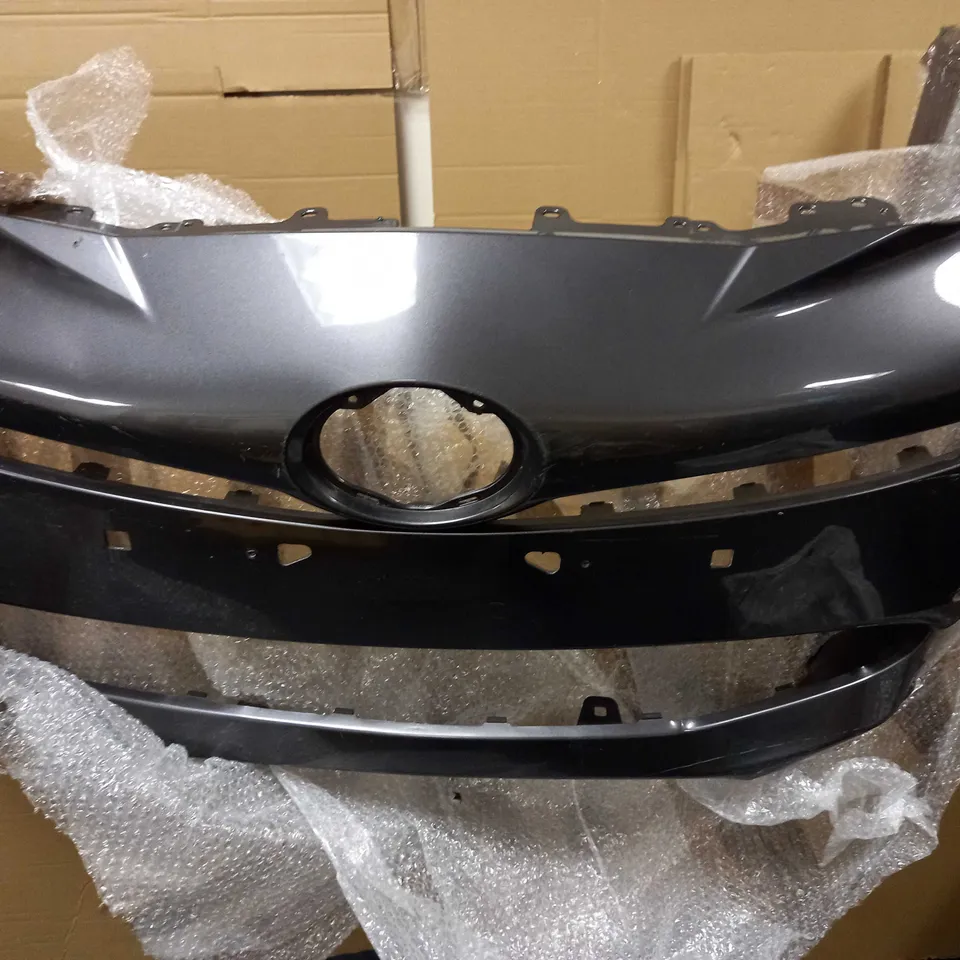 DESIGNER VEHICLE FRONT BUMPER FRAME IN BLACK - MODEL UNSPECIFIED (COLLECTION ONLY)
