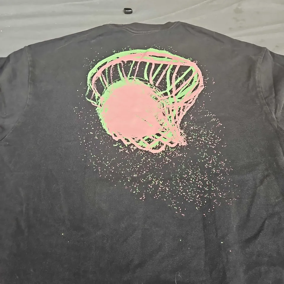 NIKE AIR JORDAN FLIGHT GRAPHIC TEE - SIZE LARGE 