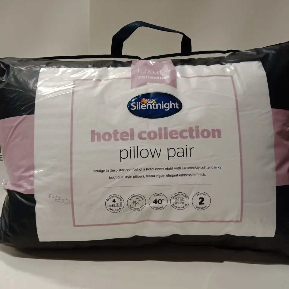 SILENTNIGHT HOTEL COLLECTION PILLOW PAIR