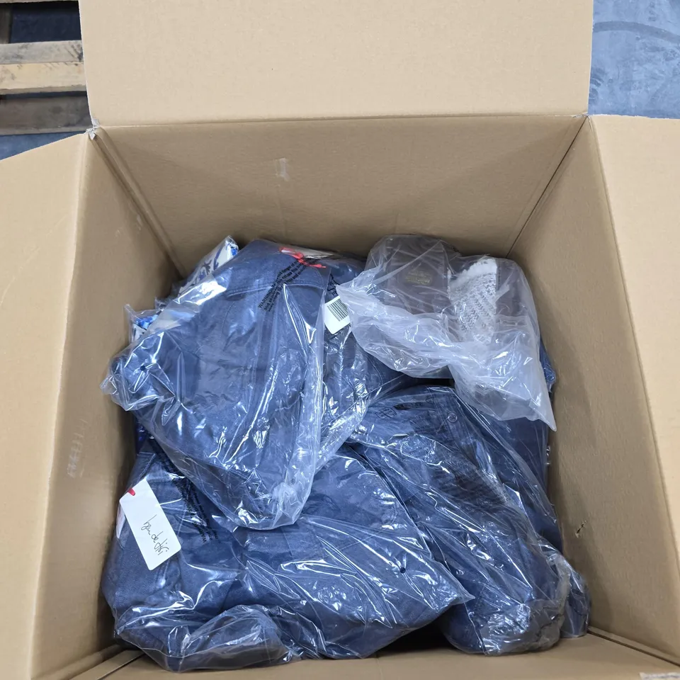 APPROXIMATELY 20 ASSORTED CLOTHING ITEMS IN VARIOUS STYLES, SIZES & COLOURS