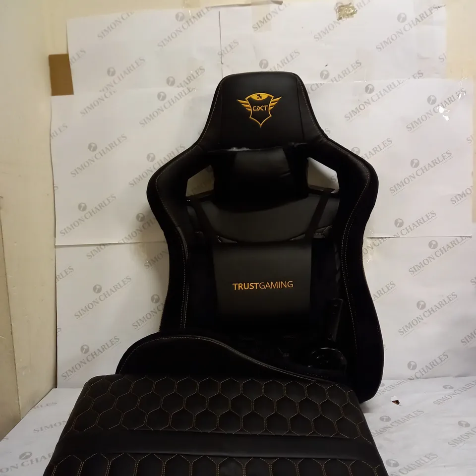 TRUST GAMING RESTO PRO IN BLACK & GOLD - COLLECTION ONLY