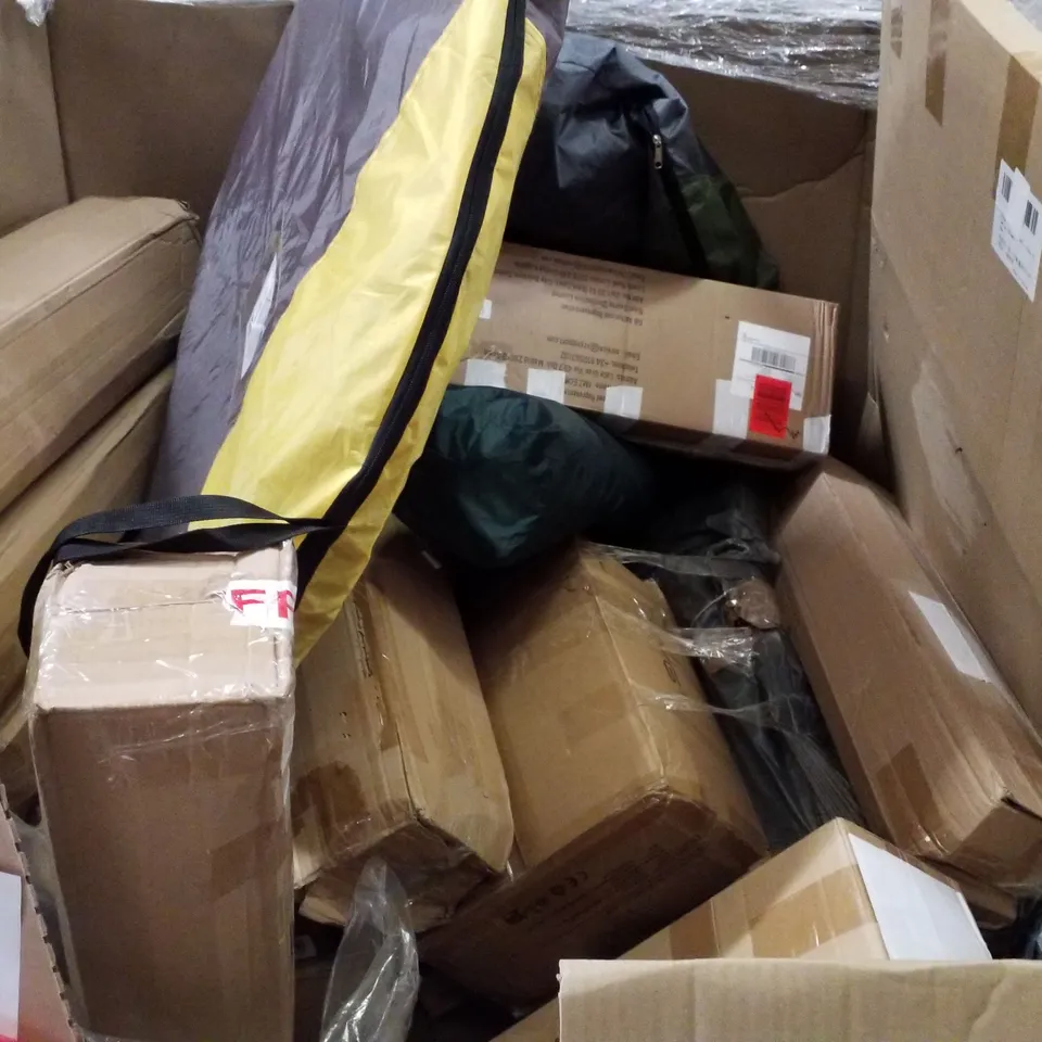 PALLET CONTAINING ASSORTED PRODUCTS INCLUDING TOILET SEAT, SLATED BATH BOARD, POP UP TENT & KIDS BIKE