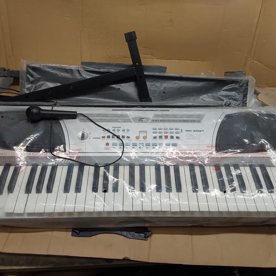 BOXED MASTER MULTIFUNCTIONAL ELECTRONIC KEYBOARD (1 BOX)