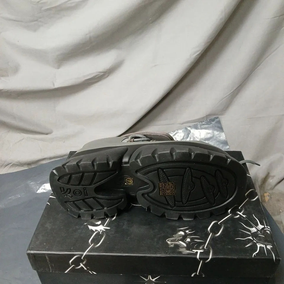 KOI DAWNGUARD MENS XTRA PLATFORM TRAINERS SHADOW BLACK BOXED SIZED 7