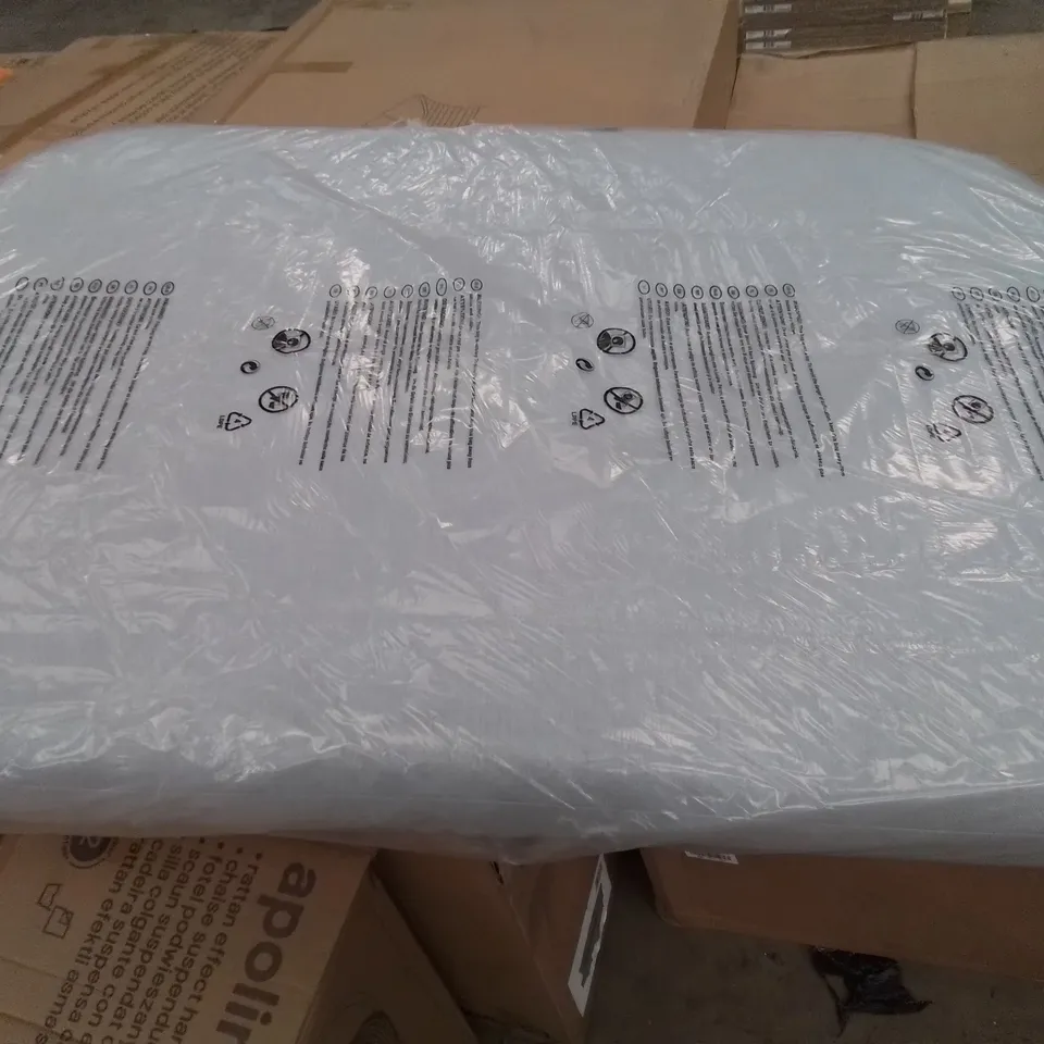 BOXED GOODHOME APOLIMA DAYBED 